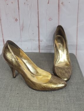 ANTONIO MELANI Metallic Gold Pointed-Toe Pumps